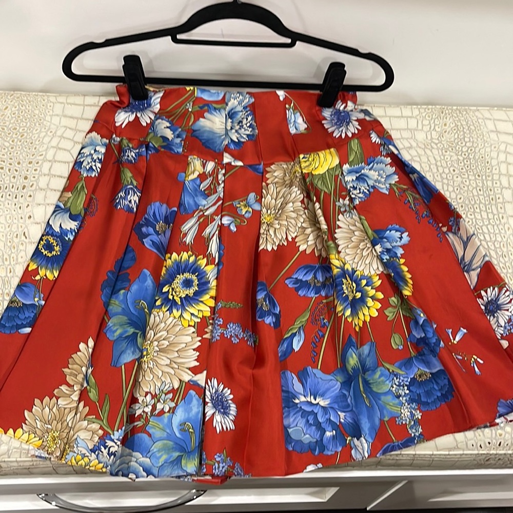 Gucci Silk Floral Print Skirt